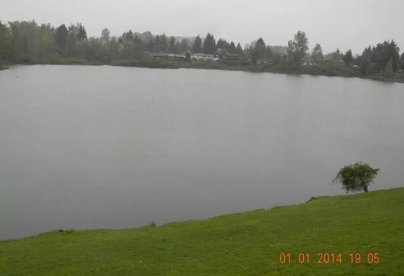 فندق Lakeview Inn Centralia