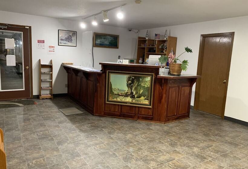 Hotel Pine River Inn