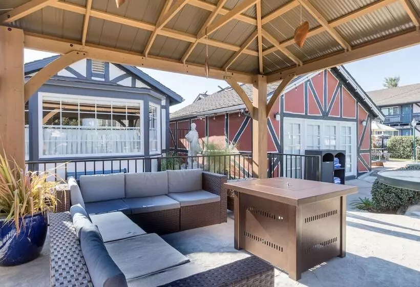 Отель Solvang Inn & Cottages