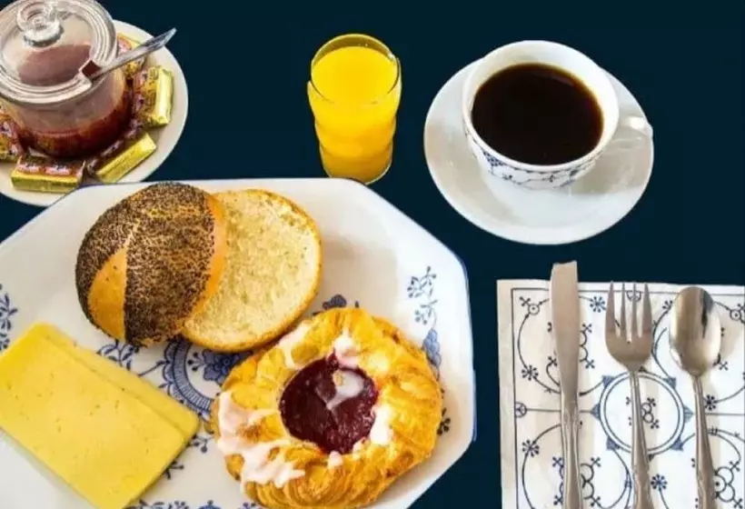 Отель Solvang Inn & Cottages