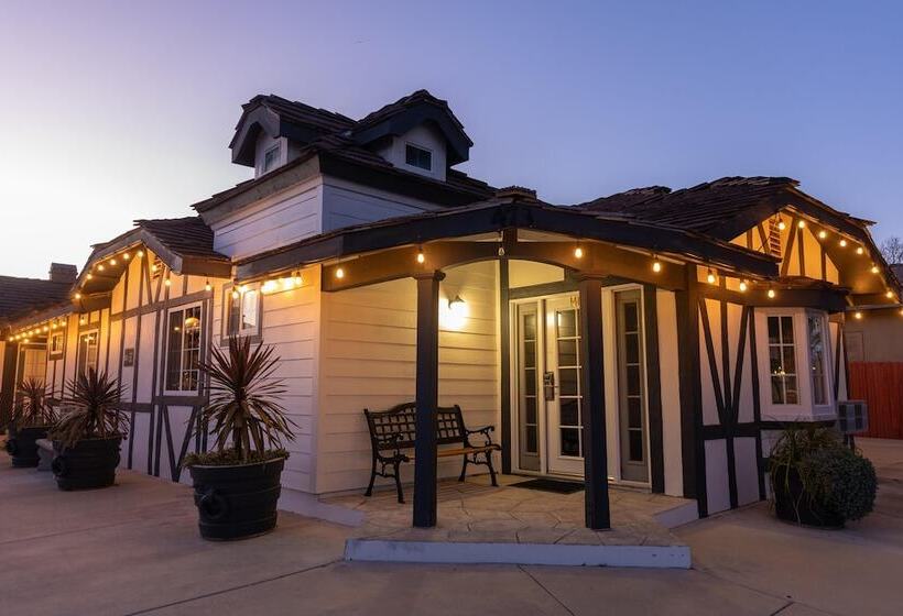 בית מלון כפרי Solvang Inn & Cottages