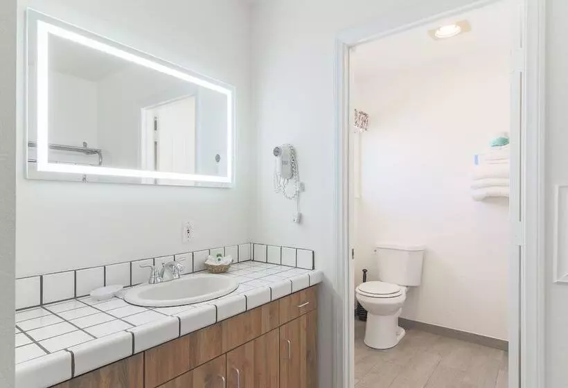 Отель Solvang Inn & Cottages