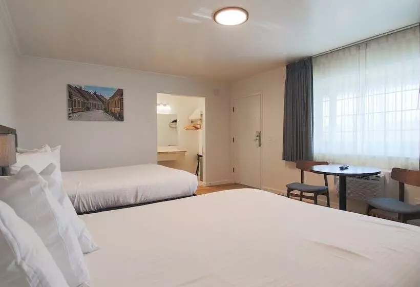 Отель Solvang Inn & Cottages