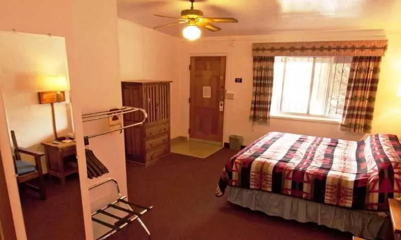 호텔 Thunderbird Lodge