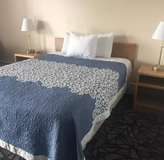 هتل Tomahawk Motor Lodge