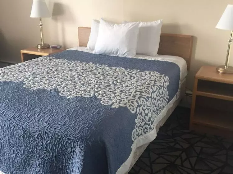 هتل Tomahawk Motor Lodge