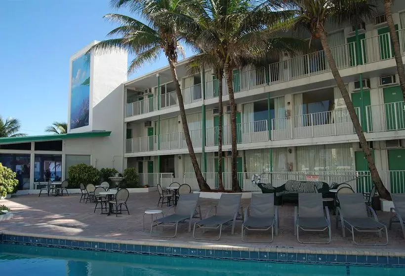 호텔 Tropic Cay Beach Resort