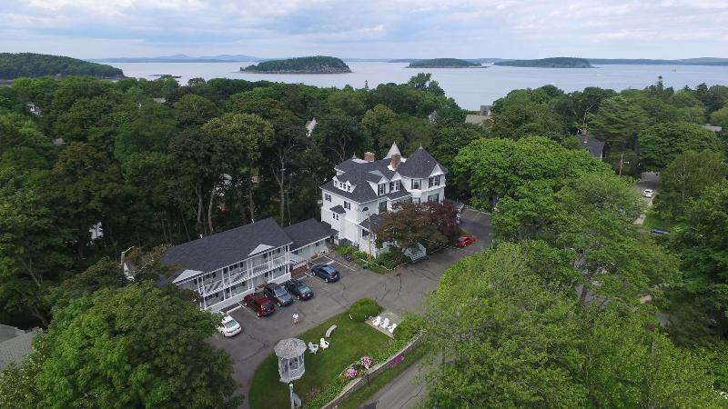 Moseley Cottage Inn And The Town Motel