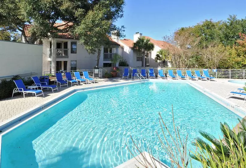 Tops'l Beach & Racquet Resort