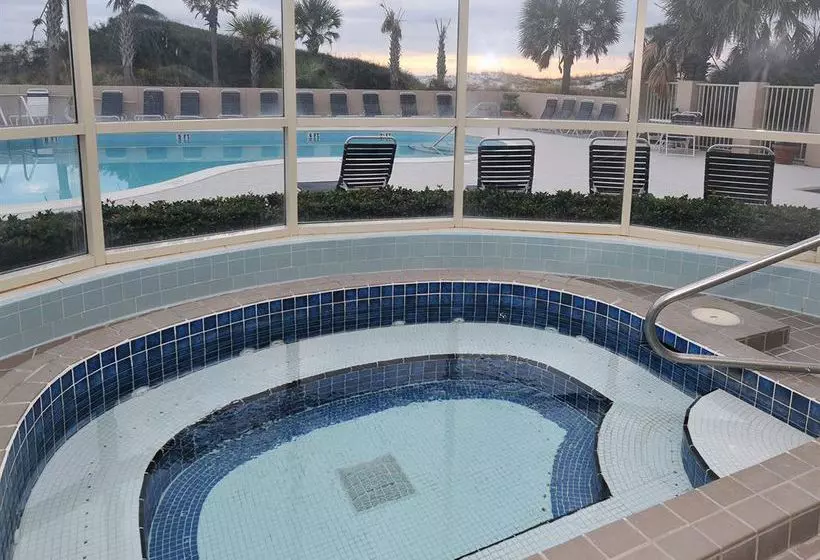 Tops'l Beach & Racquet Resort