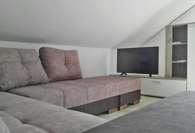 پانسیون Villa Jovanovic