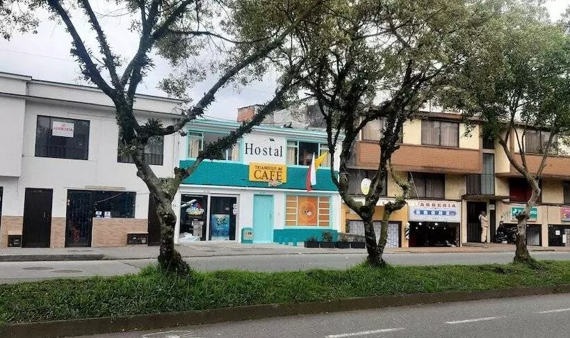 ユースホステル Hostal Triangulo Del Cafe
