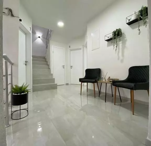 پانسیون Prenoćište Stari Grad   Old Town