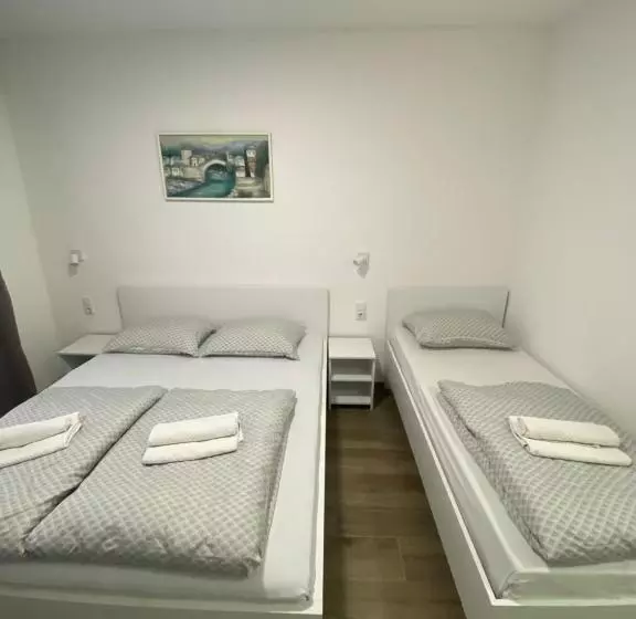 پانسیون Prenoćište Stari Grad   Old Town