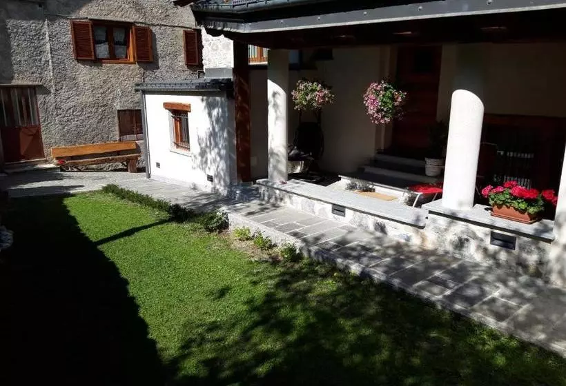 ペンション L'abrì