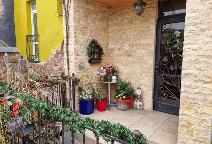 ペンション Penzion A Víno