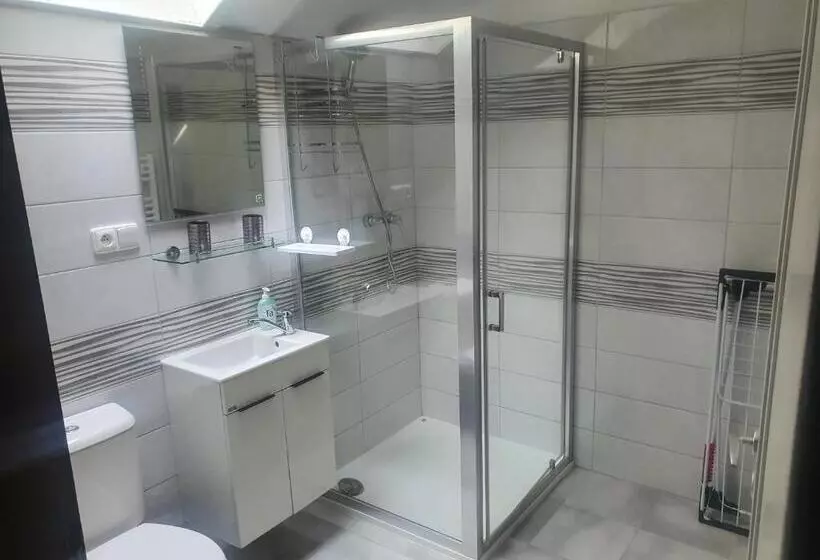 ペンション Penzion A Víno