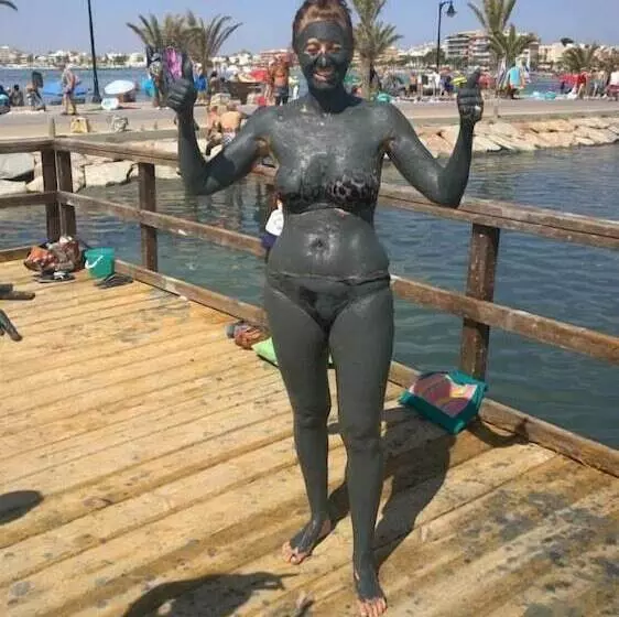 Playamarina 1 Reception