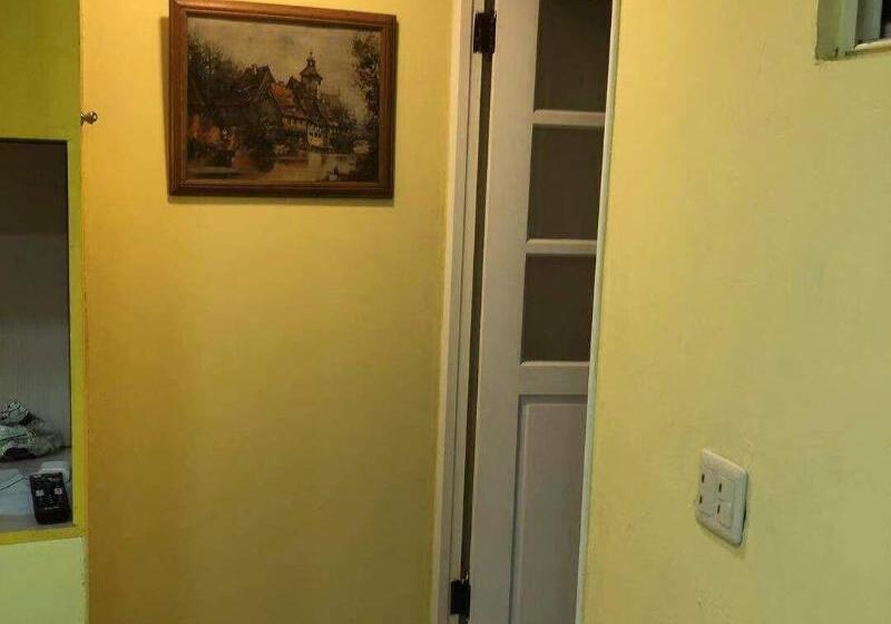 هاستل Season Of Water