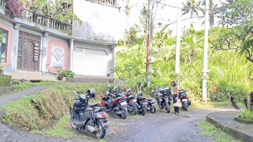 ベッドアンドブレックファースト Galang Hari Villa