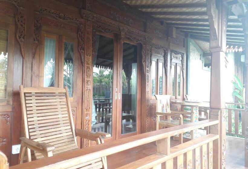 ベッドアンドブレックファースト Galang Hari Villa