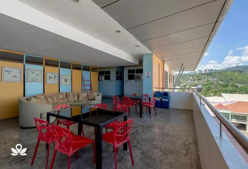هتل Zen Rooms Alicia Tower Cebu