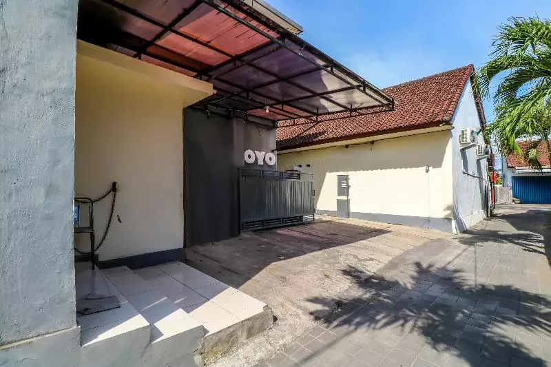 ホテル Merthan House By Oyo Rooms