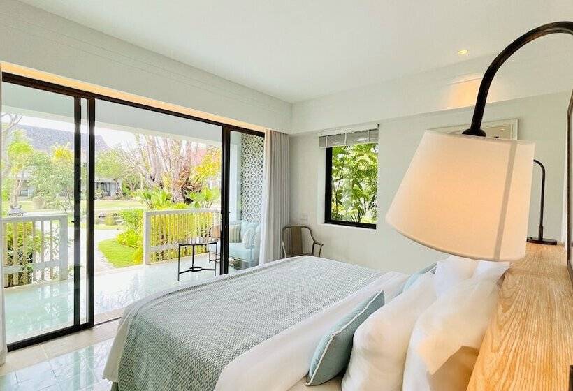 Отель Sudamala Resort, Komodo, Labuan Bajo