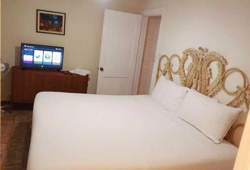 هتل Villa El Rosario