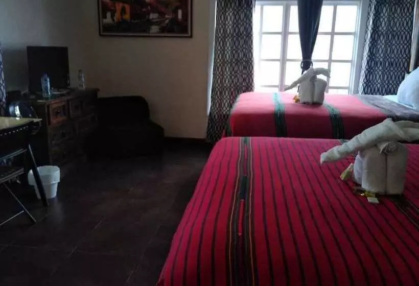 هتل Villa El Rosario