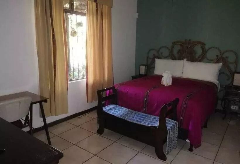 هتل Villa El Rosario