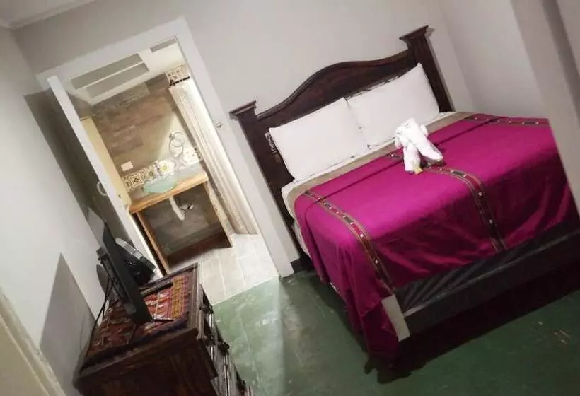 هتل Villa El Rosario