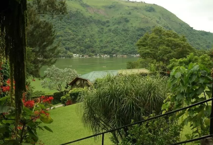 هتل Villa El Rosario