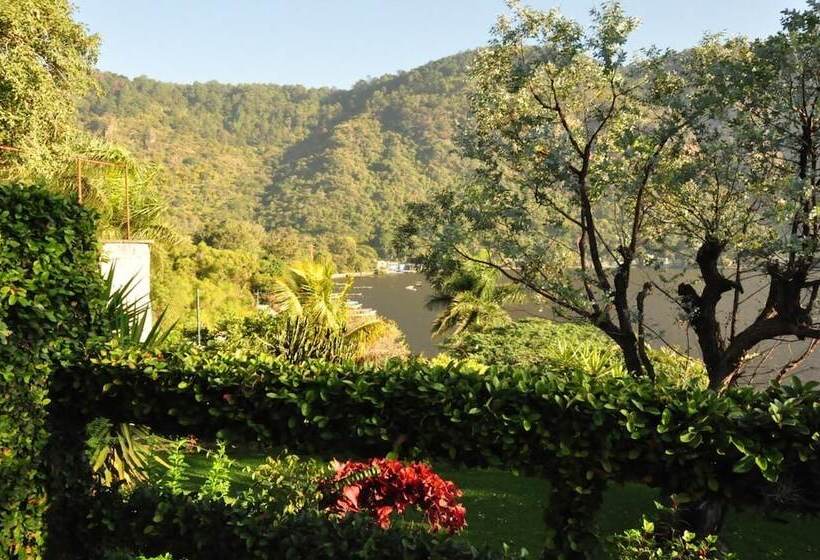 هتل Villa El Rosario