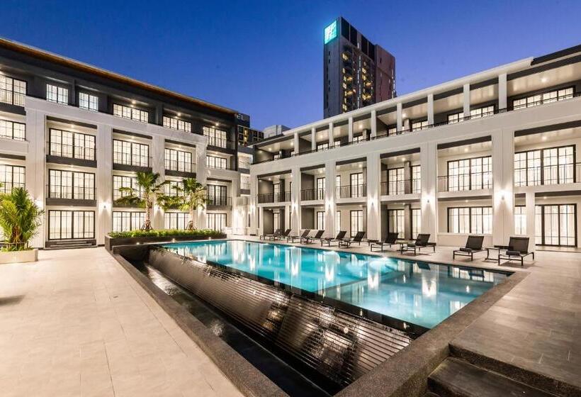 One Patio Hotel Pattaya   Sha Extra Plus