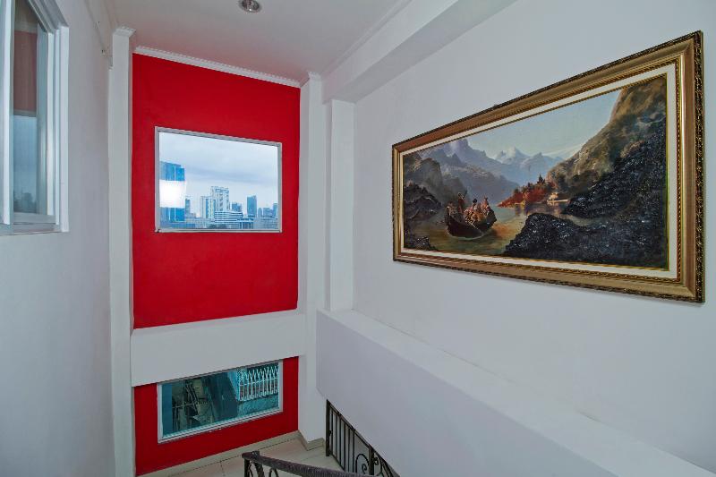 פנסיון Reddoorz Plus @ Guntur Raya Setiabudi