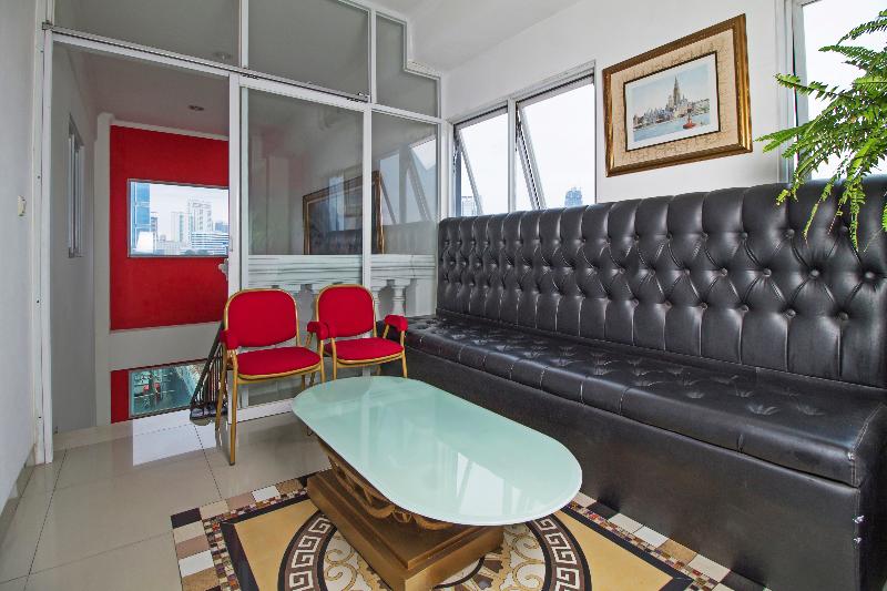 פנסיון Reddoorz Plus @ Guntur Raya Setiabudi