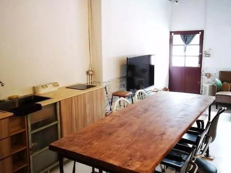 پانسیون Yiyi Homestay