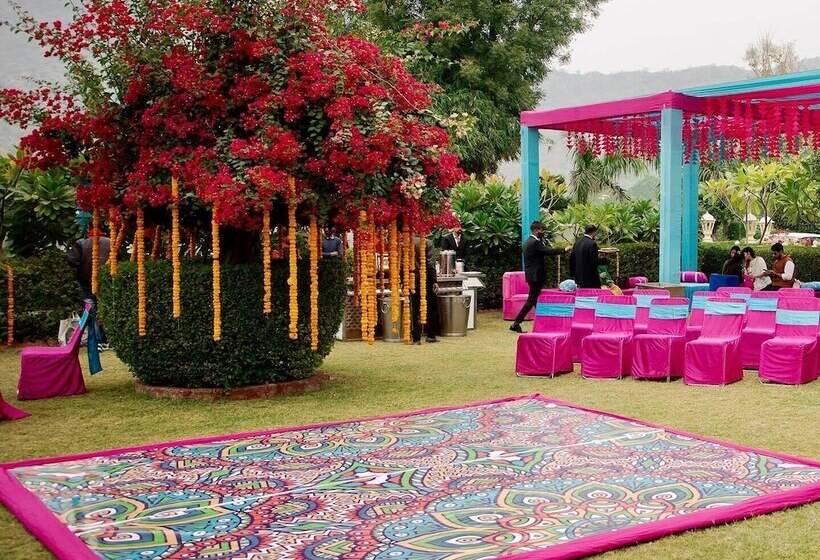 リゾートホテル Raj Bagh Palace