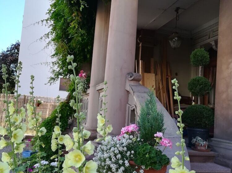 住宿加早餐 Castelnau