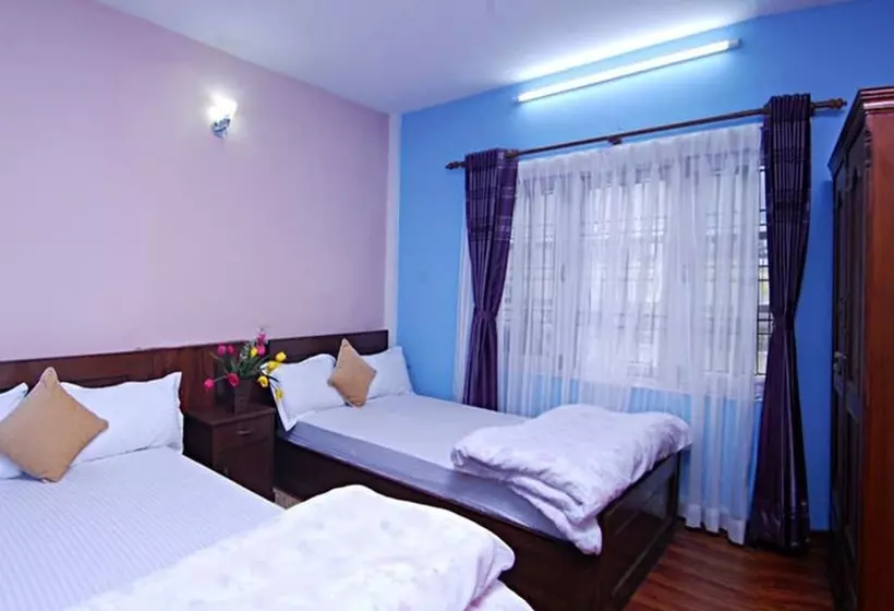 تختخواب و صبحانه Khushi Homestay