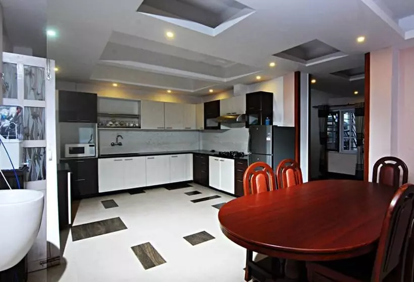 تختخواب و صبحانه Khushi Homestay