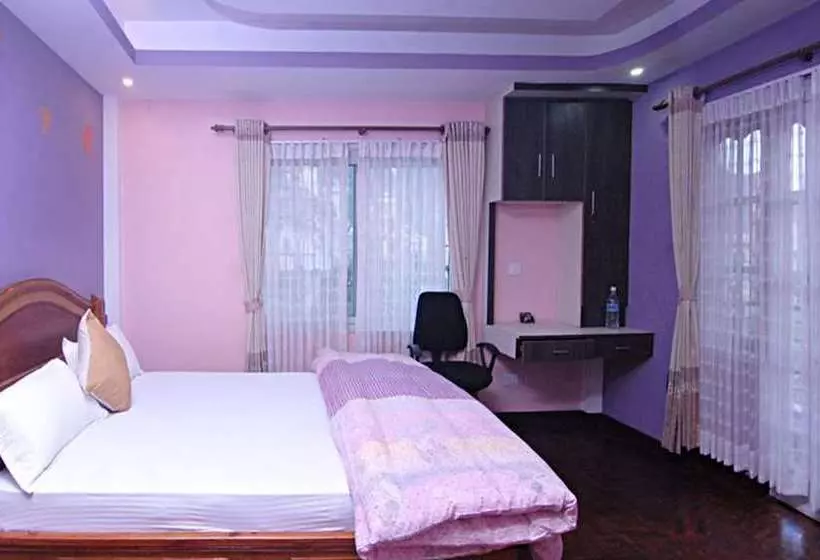 تختخواب و صبحانه Khushi Homestay