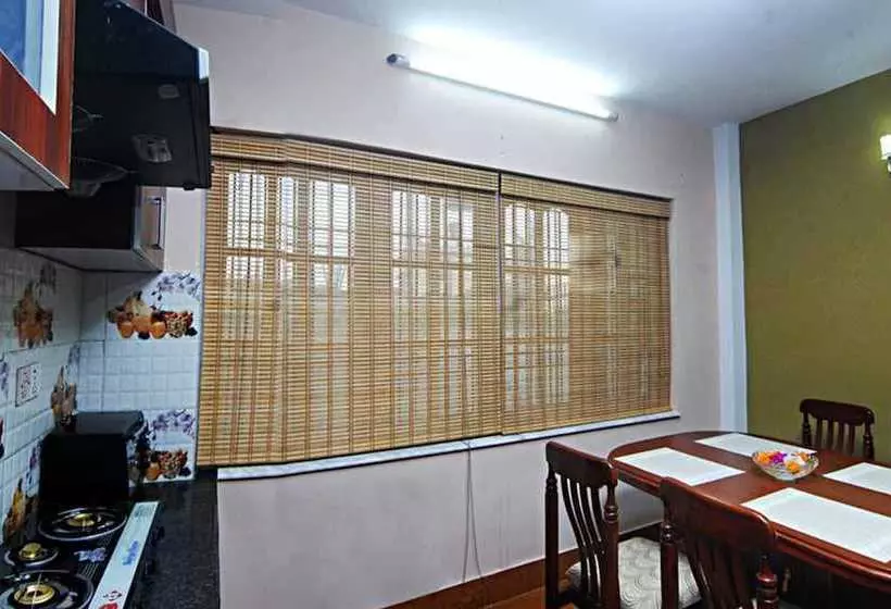 تختخواب و صبحانه Khushi Homestay