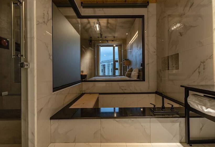 هتل 22°c Cold Spring