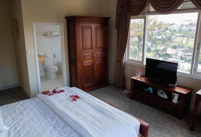 Lam Phan Hotel Villa