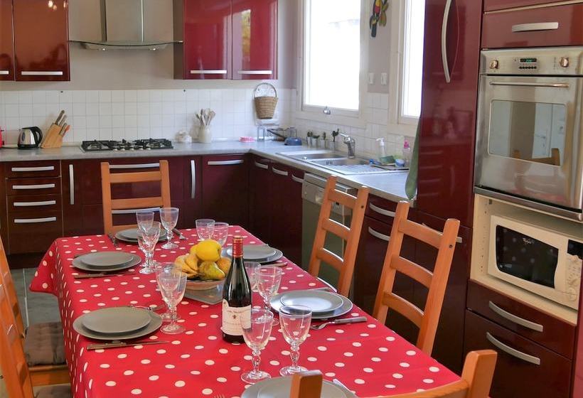 Maison Proche Des Alignements De Carnac