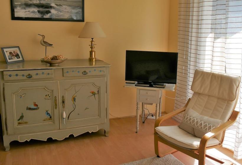 Maison Proche Des Alignements De Carnac