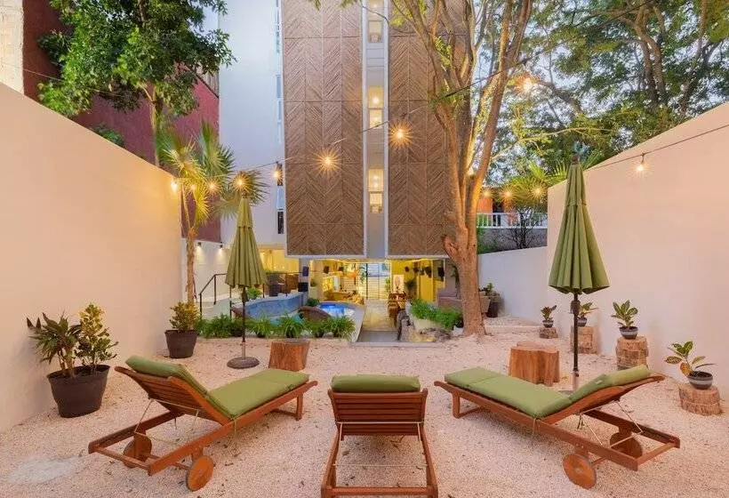 Oostel Smart Capsule Hostel   Tulum Pueblo