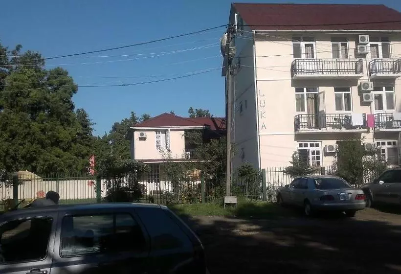 پانسیون Luka, Near Church